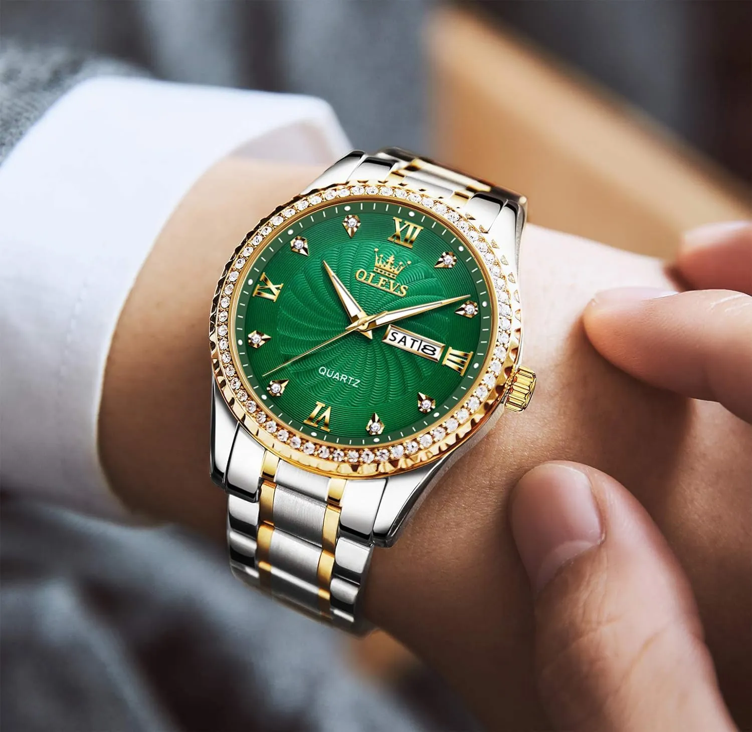 Big Dial Luxury Casual Quartz Analog Watches with Day Date Calendar and Stainless Steel Band OLEVS Diamond Watches disagree adept for Men,Business Dress Watch Waterproof Luminous,Male Golden 