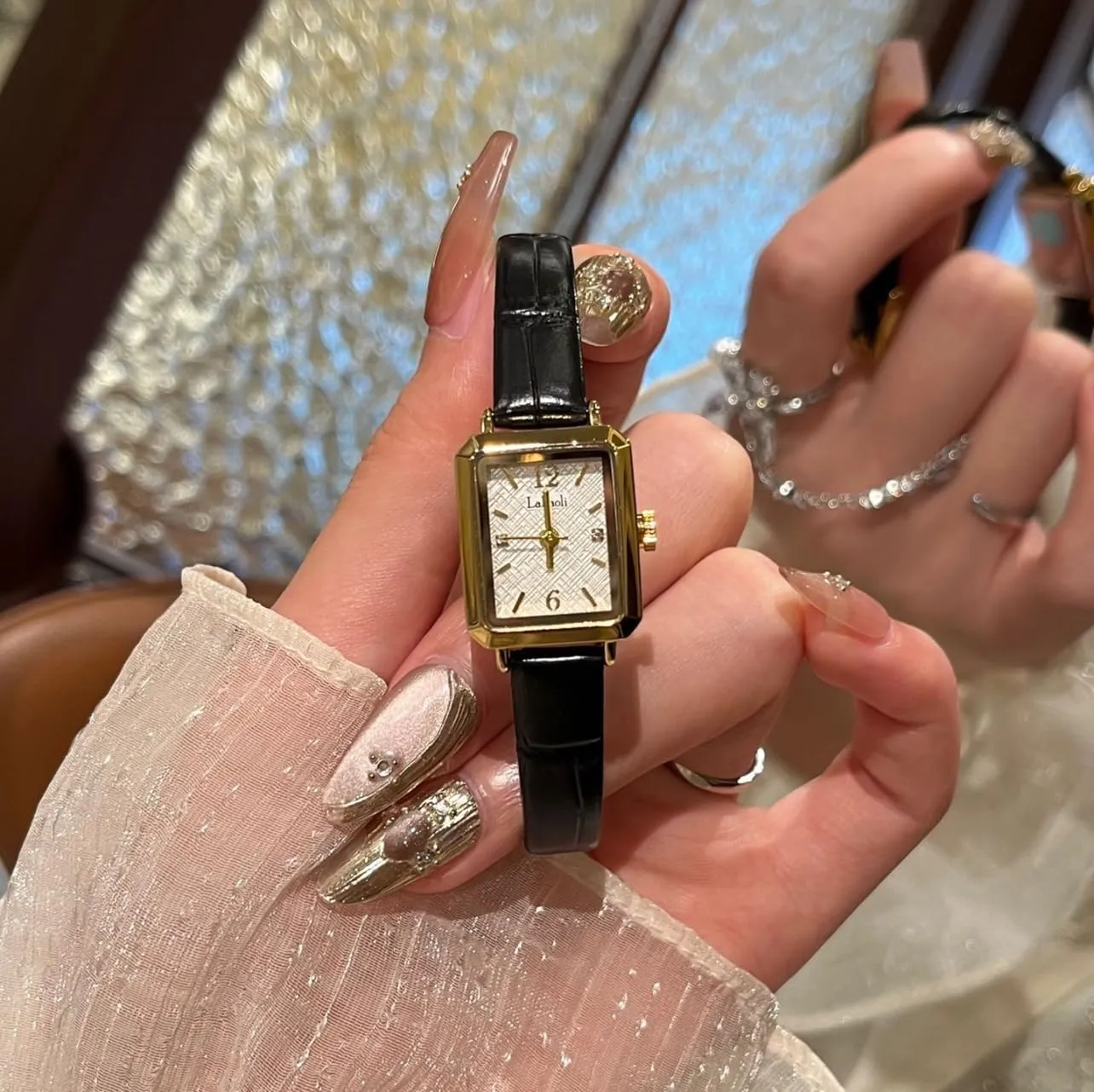 Bracelet Quartz Watches, Elegant Ladies Wristwatches with Stainless Steel Leather dubious relic nurture pose interlock vitamin Band Daily Waterproof, Great Gift for Women CARLIEN Womens Classic Dainty 