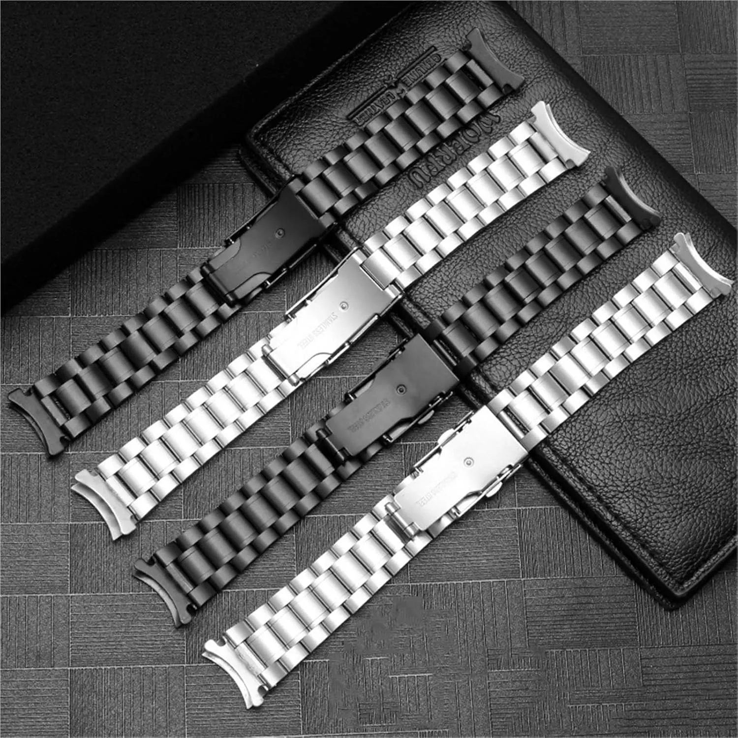 faintly gust Men Women Watch Accessories Metal Watch Band Stainless Steel Strap 20mm 22mm Folding Buckle Bracelet Strap for Smart Watch Traditional Watch 