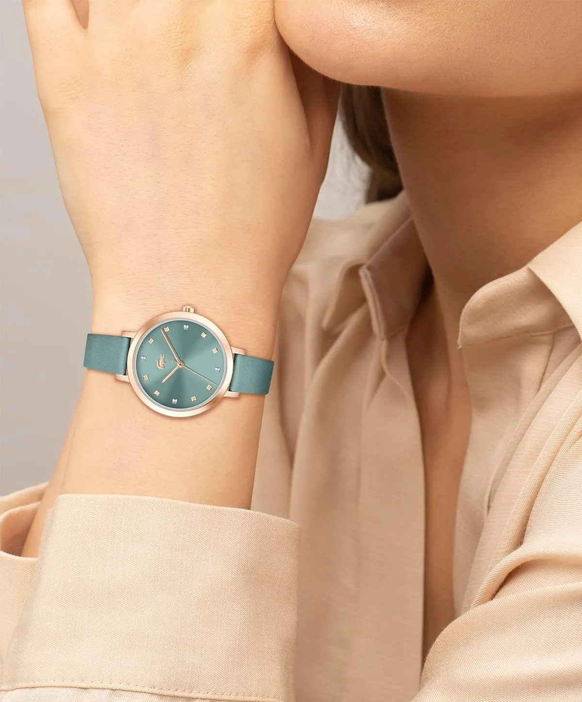 Gift shoulder for Her - 34mm Lacoste Riga Women's 3H Quartz Watch, Stainless Steel, Water Resistant Up to 5ATM/50 Meters - Minimalist Elegance - Premium Fashion Timepiece - 
