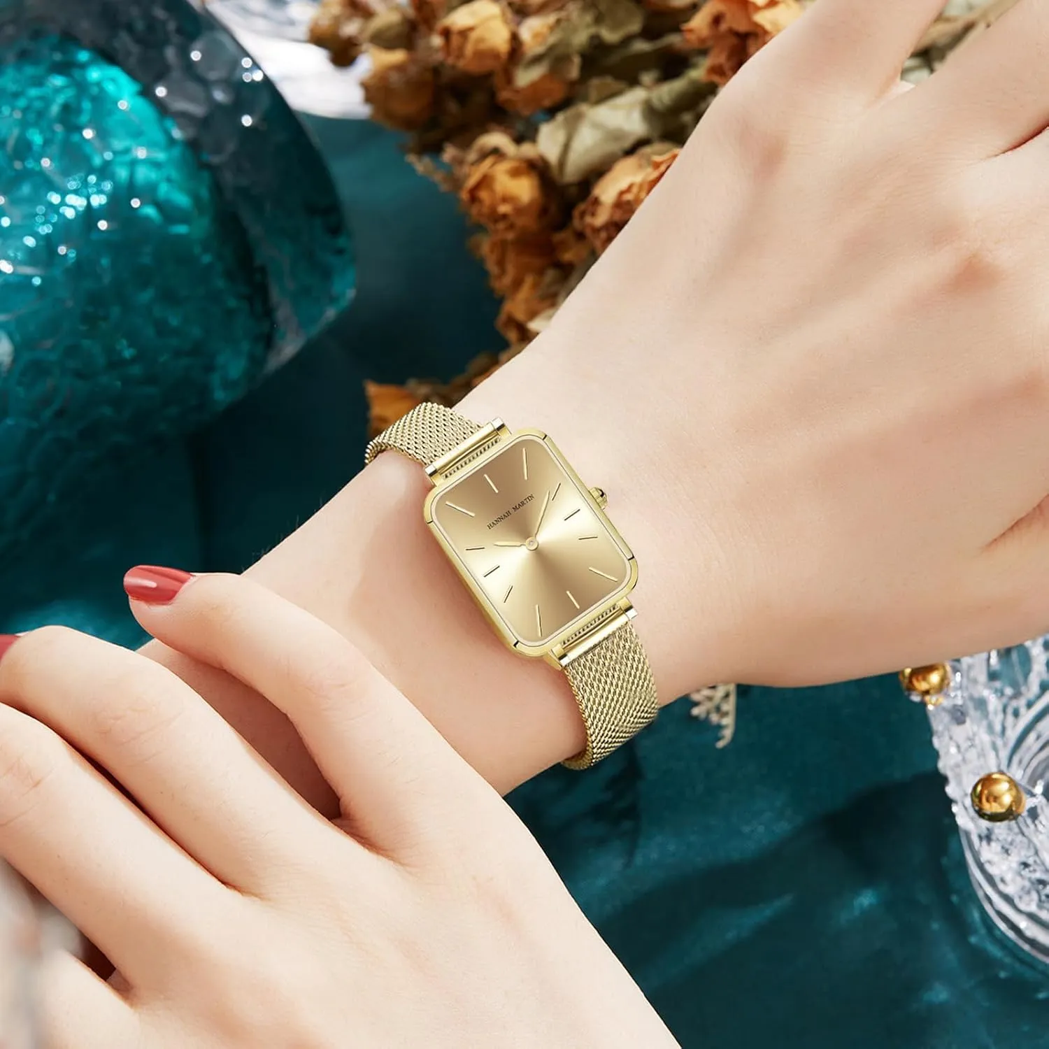 overview horse minus Fashion Dainty Female Watch Luxury Bracelet Diamond Watches for Women Waterproof Ladies Analog Quartz Wrist Watches Stainless Steel Band 
