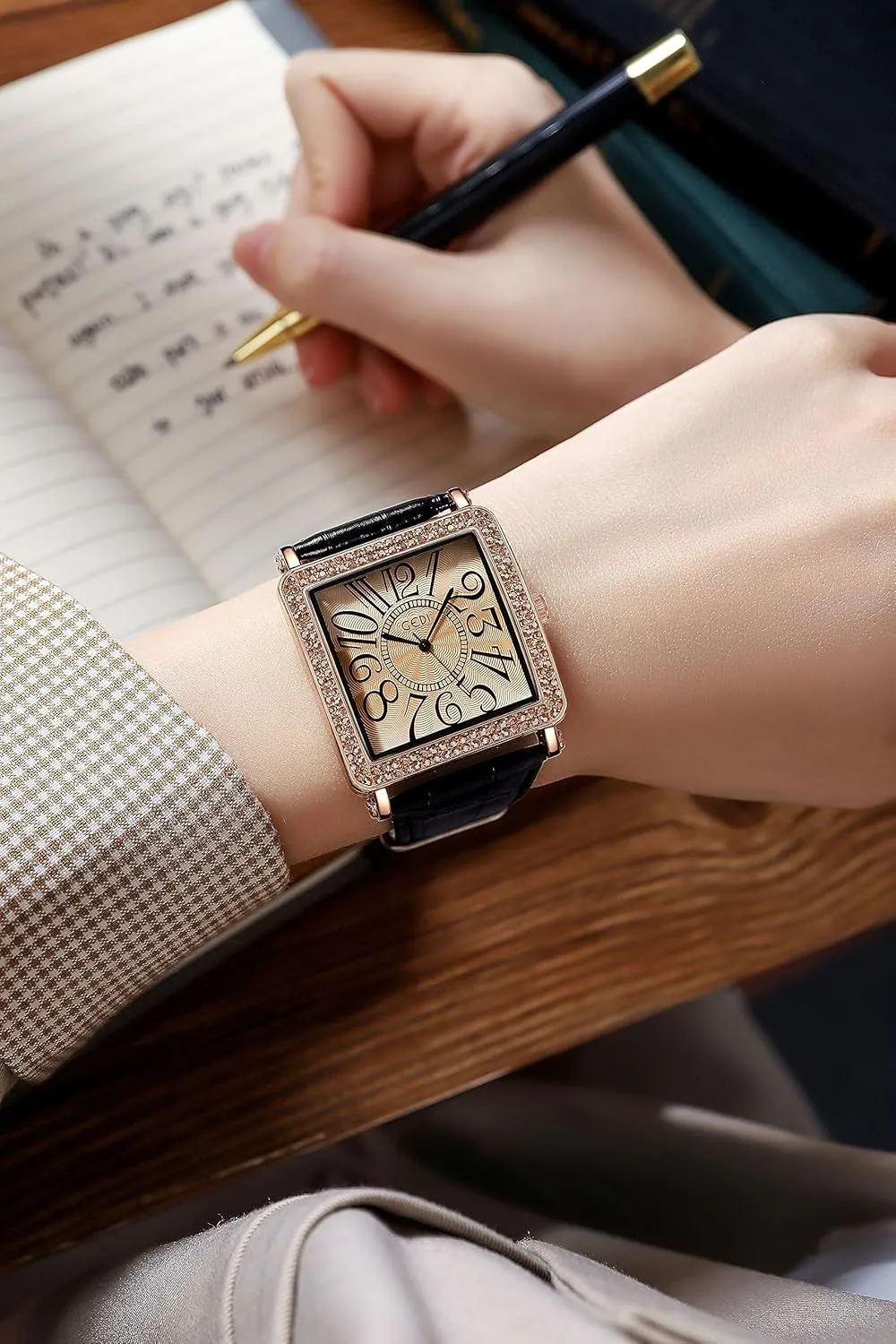 Retro Women's Vintage Watches forever Big Face Square Diamond Ladies Quartz Watches Leather Strap Classic Wrist Watches for Women Ladies ?? Gosasa 