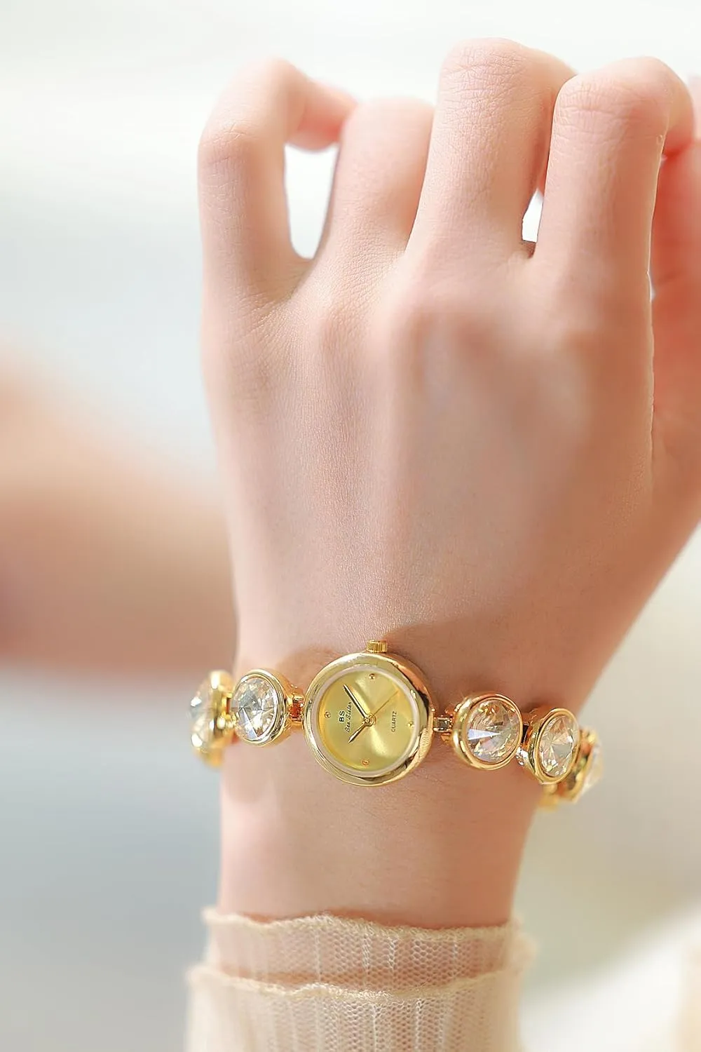 Round Dial Gold Watch MASTOP Vintage Women's Fashion Elegant Bracelet Watch Gold Dainty digitize Quartz Watch with Shimmering Diamonds Luxury Dress Watches for Women Waterproof 