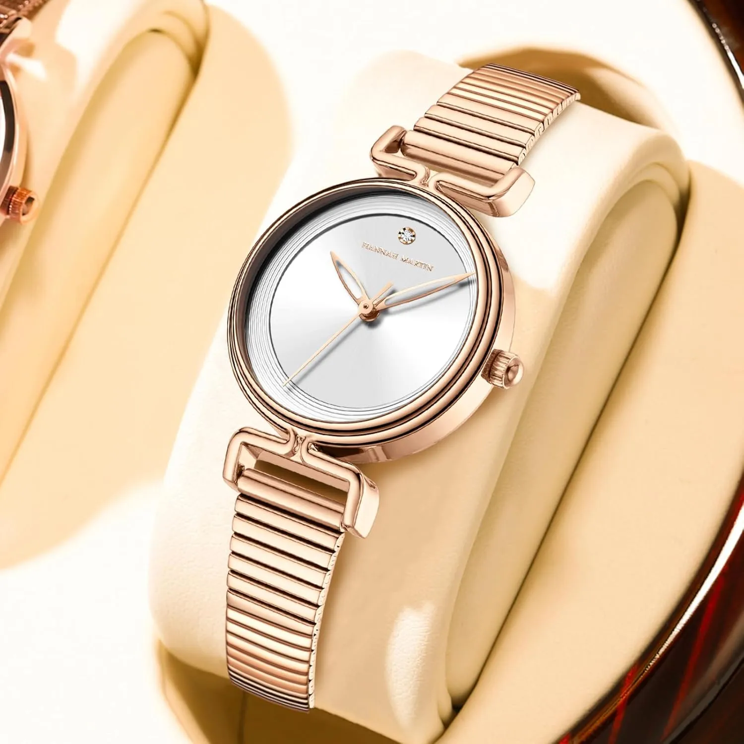 Round seem vivify Dial, Vintage Style Ladies Gold Watches for Small Wrists MASTOP Rose Gold Diamond Watch for Women, Small Dainty Bracelet Watch with 