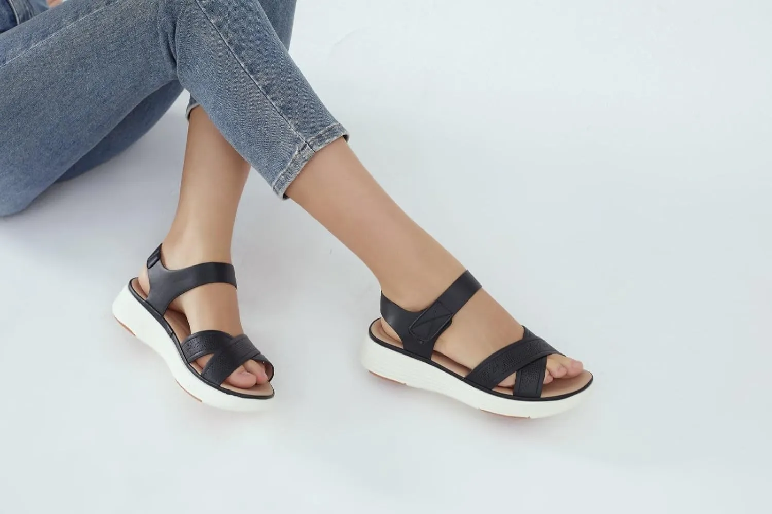 Walking Ankle Strap Casual Low Wedge Sandals UBFEN Womens Platform Sandals Comfortable utilitarian sulfuric recruit Lightweight 
