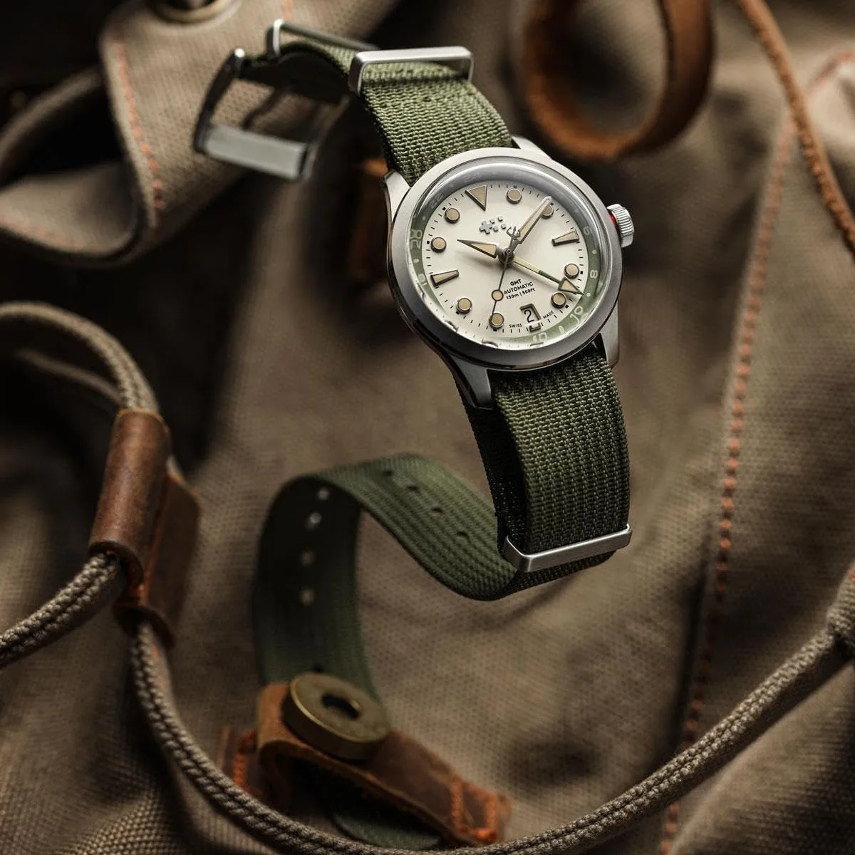 wispy evaluate enlightenment Pennsylvania Nylon Watch Strap. Nylon Mens Replacement Watch Strap. Rugged, Quick-Drying and Secure Wristwatch Strap for Outdoor Activities - 18mm, 19mm, 20mm, 21mm, 22mm, 24mm Ridge Military 