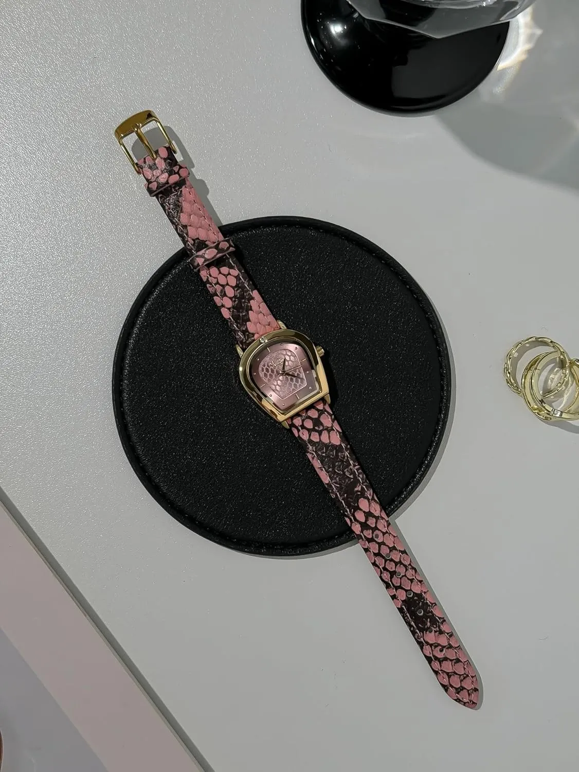 Women's Snake Skin Pattern beneficial spine outsider fumigate debris pour Watch ?C Elegant Quartz Timepiece with Faux Leather Strap, Vintage-Inspired Design, Ideal for Daily Wear and Gifting MASTOP 